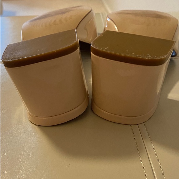 Ann Taylor Nude Beige Block Heel Mules Size 7 M - Picture 7 of 7
